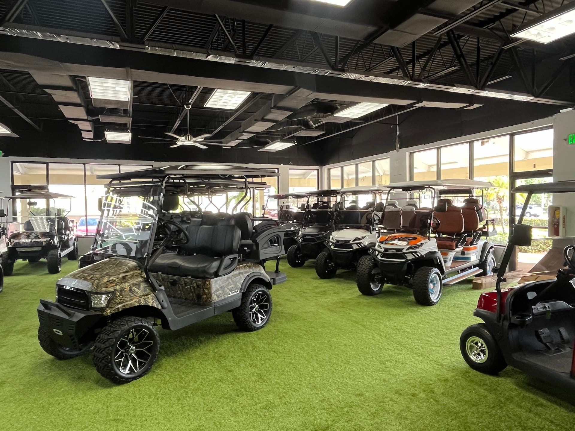 Rent Golf Carts in Greenacres, FL | 4 Seaters, 6 Seaters | Gator Golf Carts